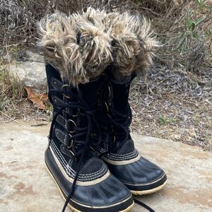Sorel suede boots black tan size 6 fur trim waterproof snow ice ski winter